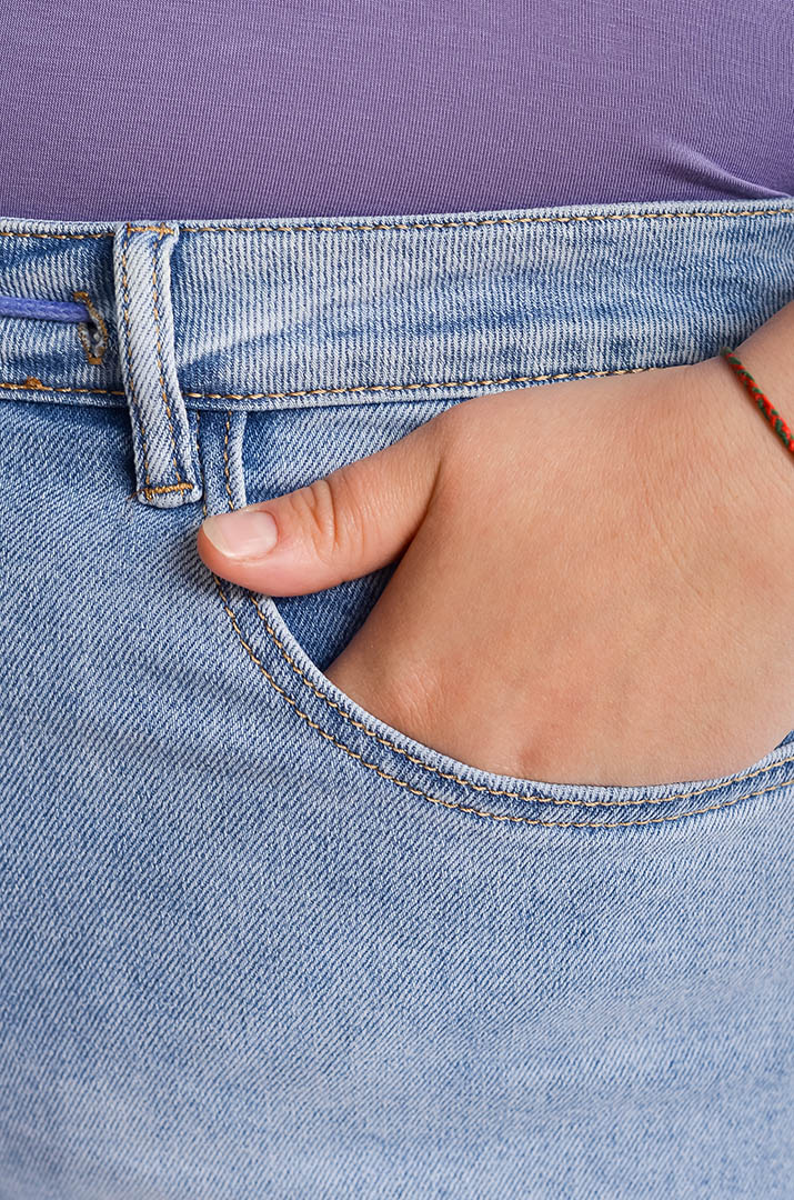 Джинсы 7/8 с поясом-шнурком больших размеров