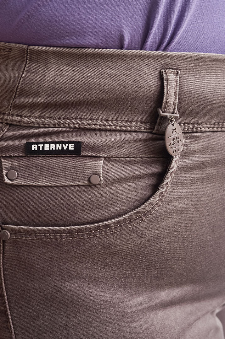 Капрі з котону з еластичним поясом великих розмірів