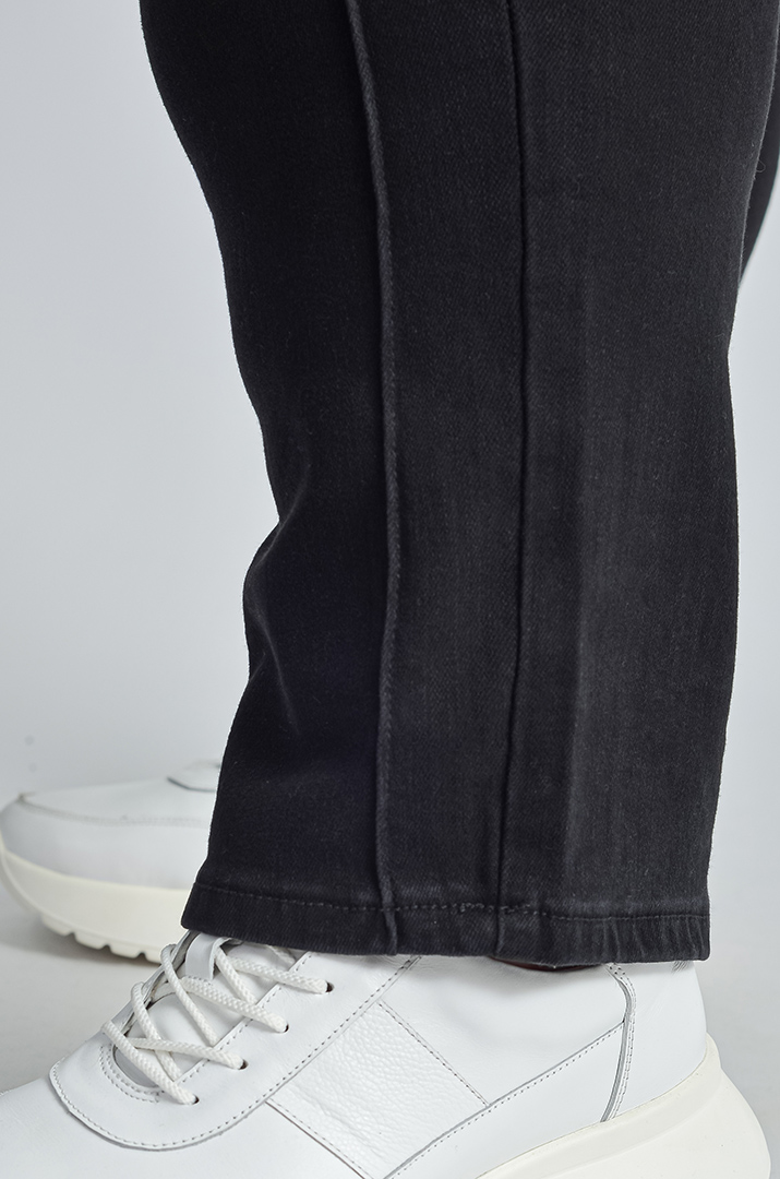 Джинси завужені з акцентним швом великих розмірів