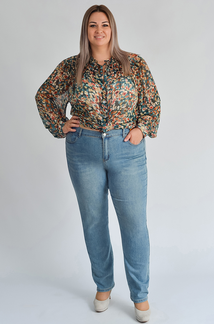 Завужені джинси класичного крою великих розмірів