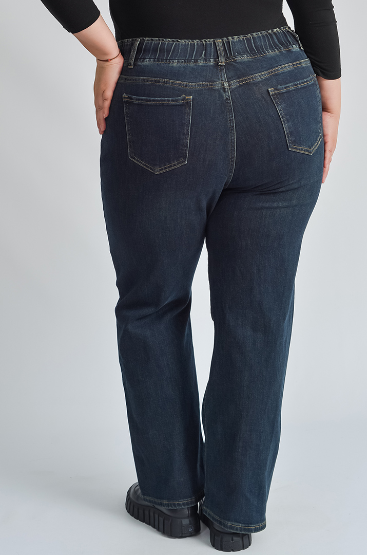 Джинси з кишенями та еластичним поясом великих розмірів