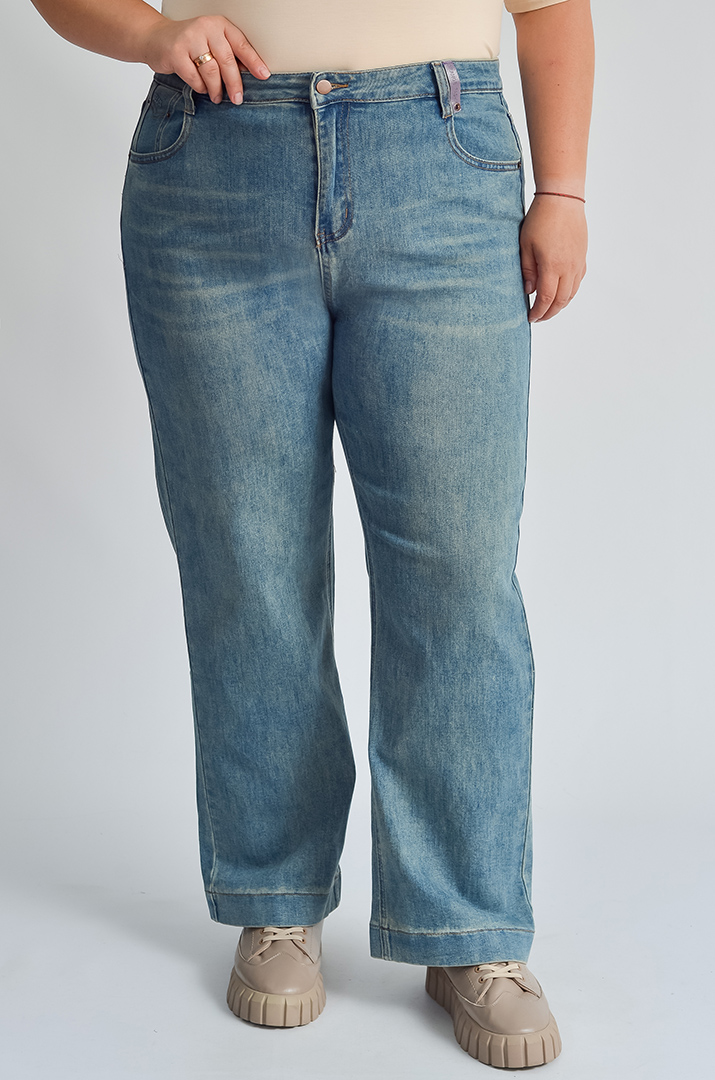 Базові джинси з легким висвітленням тканини великих розмірів