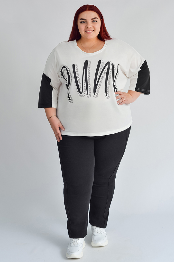Джемпер з контрастними рукавами та написом великих розмірів