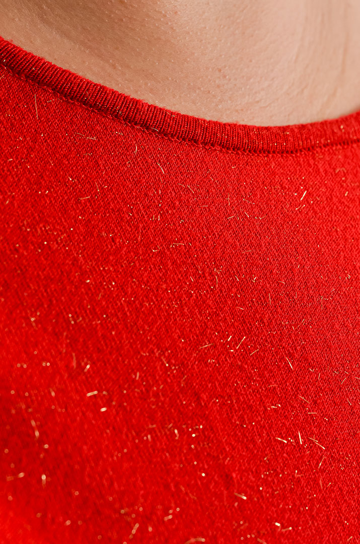 Джемпер з люрексовим блиском та рюшевим акцентом великих розмірів