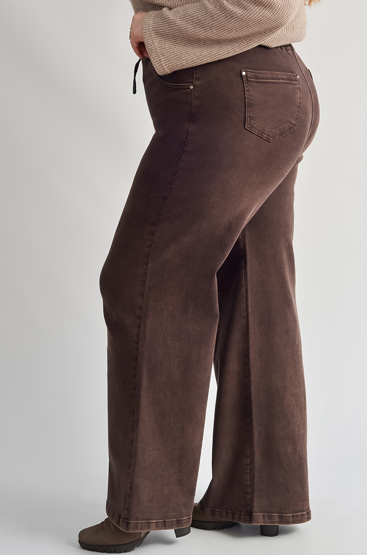 Джинси широкі з еластичним поясом великих розмірів