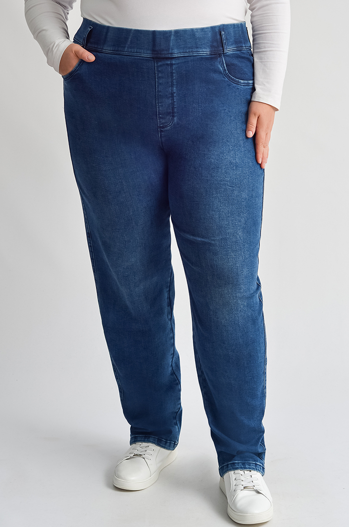 Завужені джинси з широким поясом великих розмірів