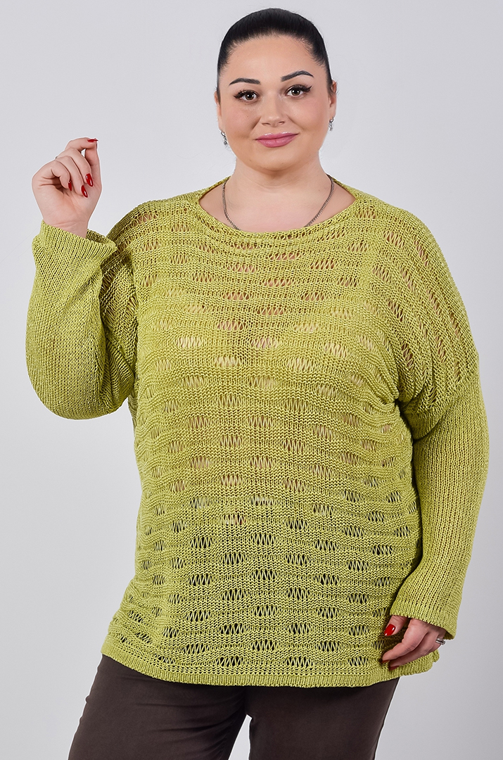 Джемпер короткий з крупною ажурною в’язкою великих розмірів