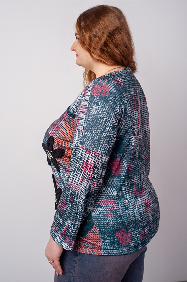 Джемпер спорт із принтом та текстильними прикрасами великих розмірів