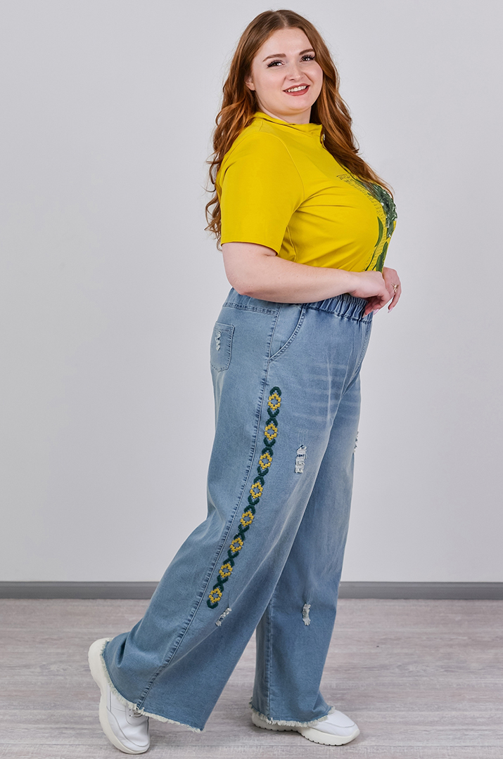 Джинси широкі в блакитному кольорі з вишивкою великих розмірів