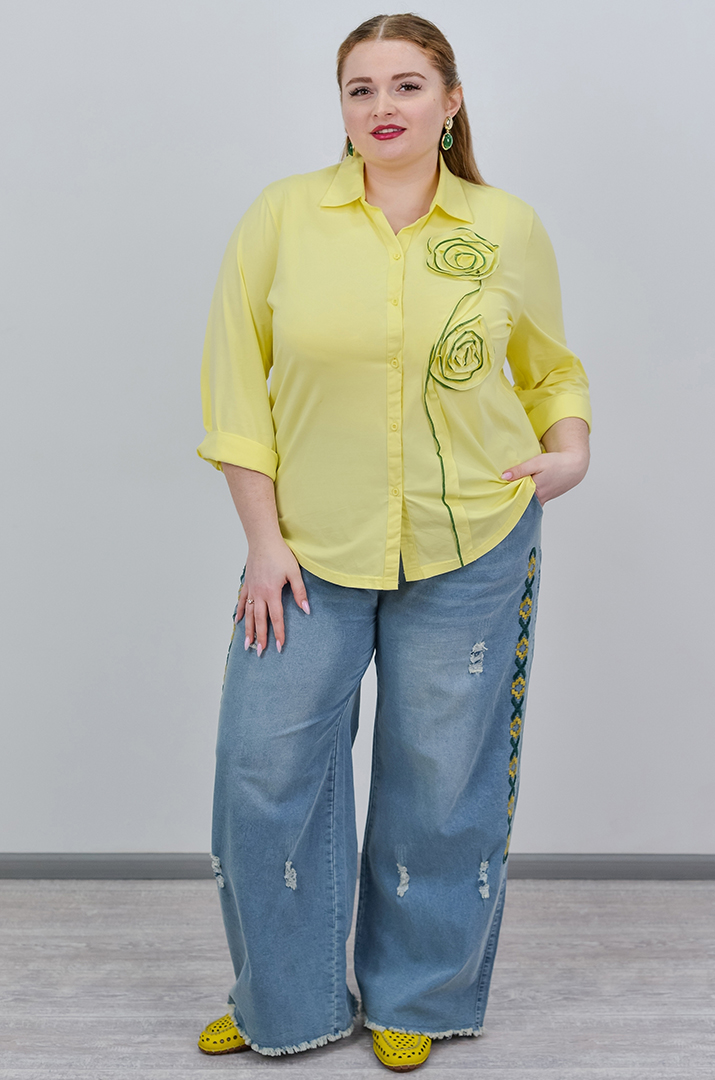 Джинси широкі в блакитному кольорі з вишивкою великих розмірів