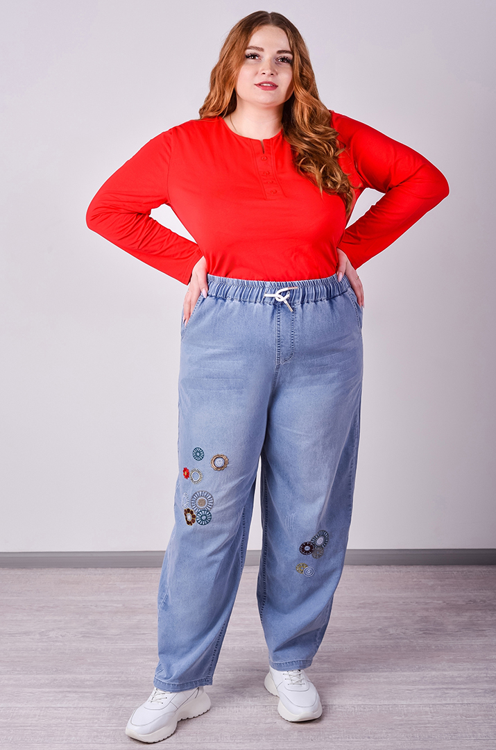 Джинси банани в блакитному кольорі з вишивкою великих розмірів