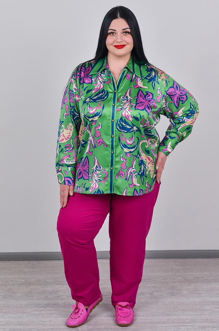 Брюки банани з декоративною вишивкою великих розмірів