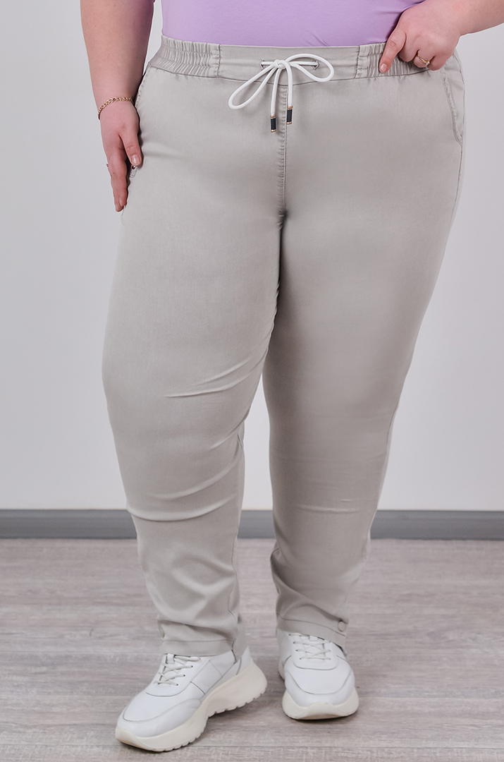 Джинси 7/8 в світло-бежевому відтінку великих розмірів