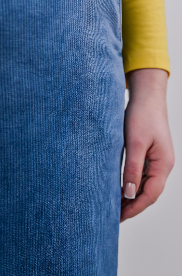 Широкі джинси з фактурними вертикальними лініями великих розмірів