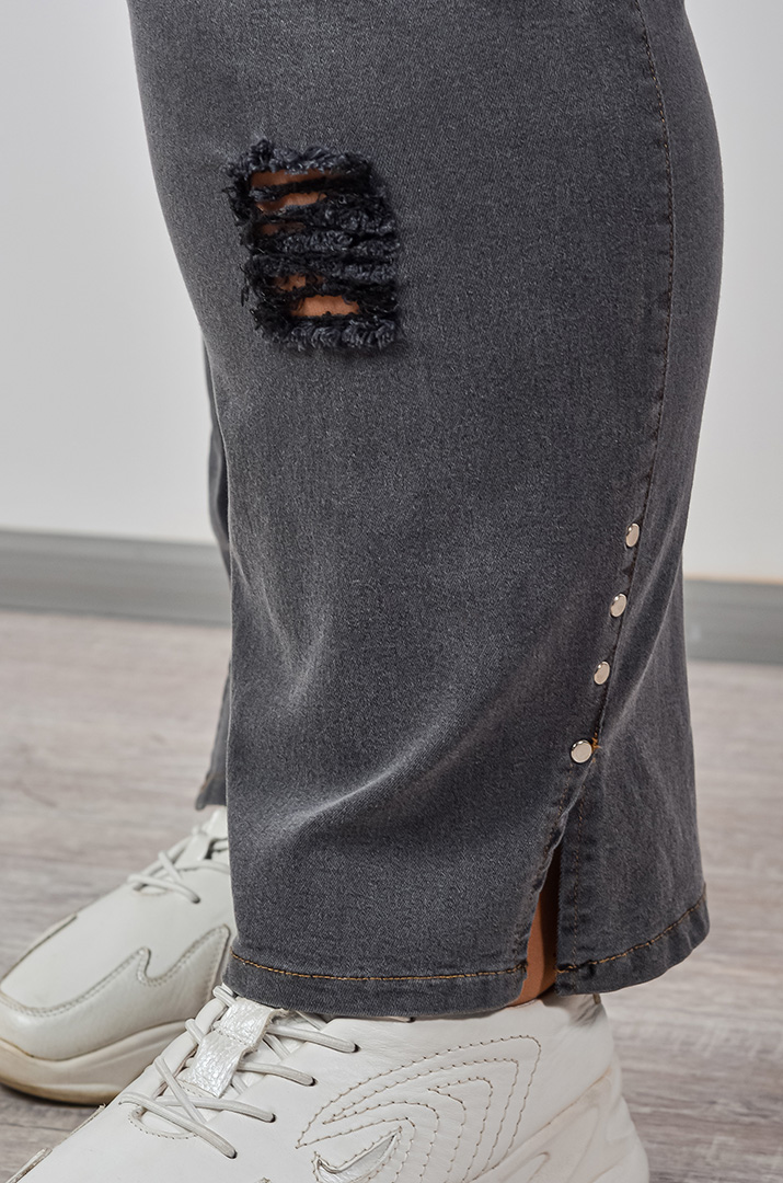 Джинси завужені з декоративними потертостями великих розмірів