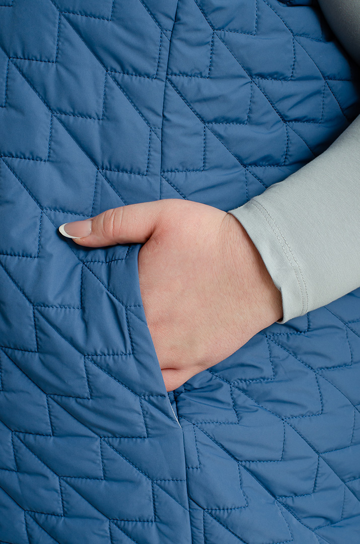 Жилет в різних кольорах великих розмірів