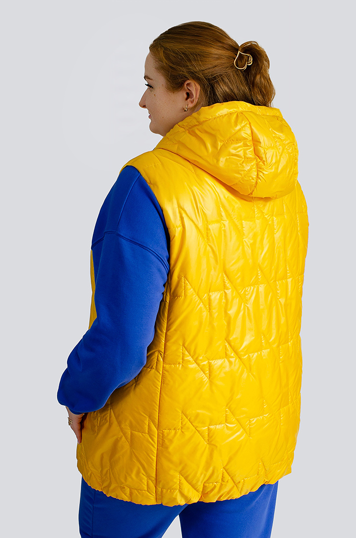 Жилет в різних кольорах великих розмірів