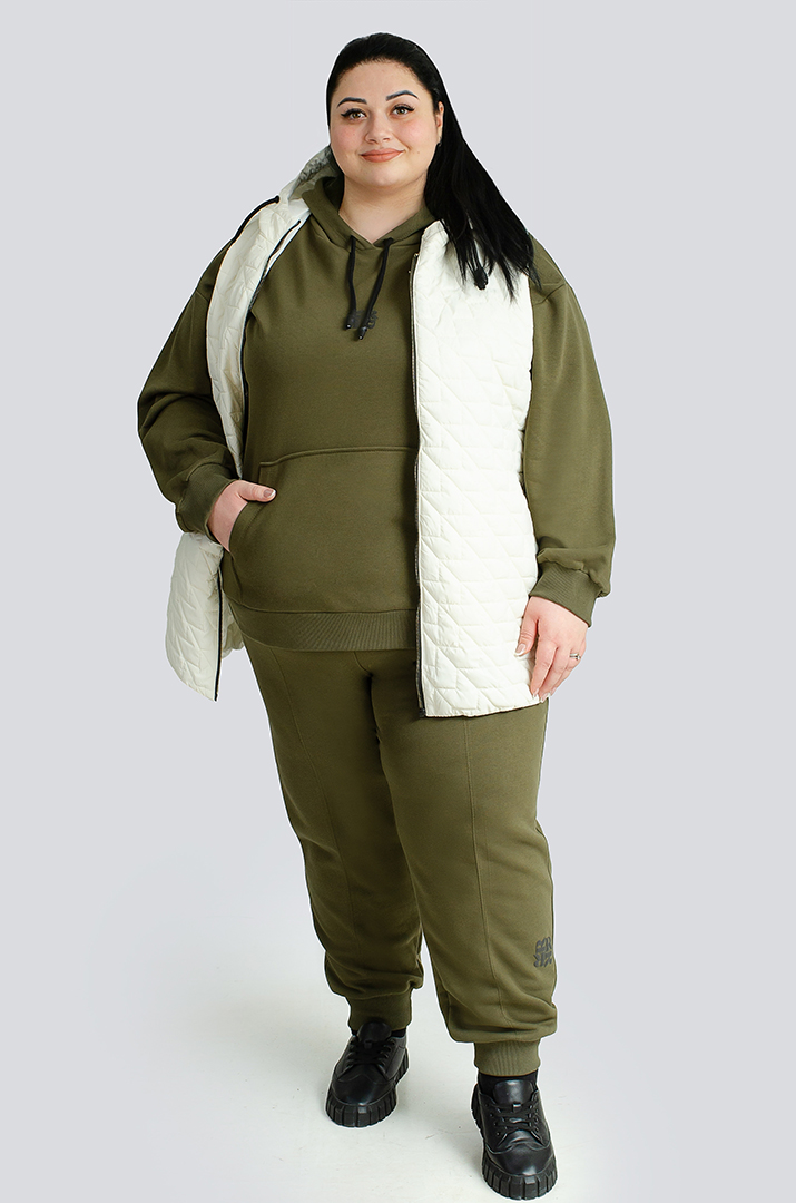 Жилет в різних кольорах великих розмірів