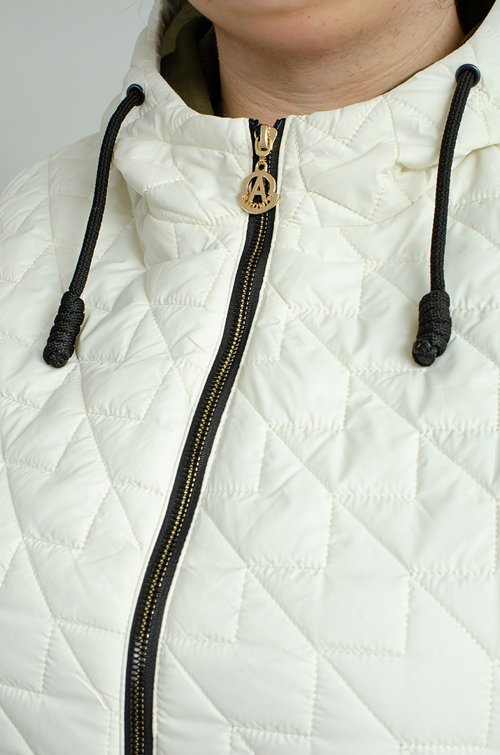 Жилет в різних кольорах великих розмірів