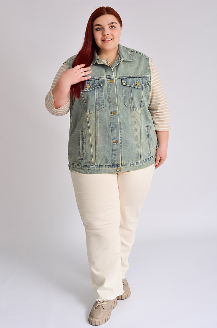 Жилет джинсовий з написами великих розмірів