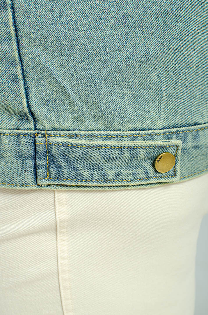 Жилет джинсовий з написами великих розмірів