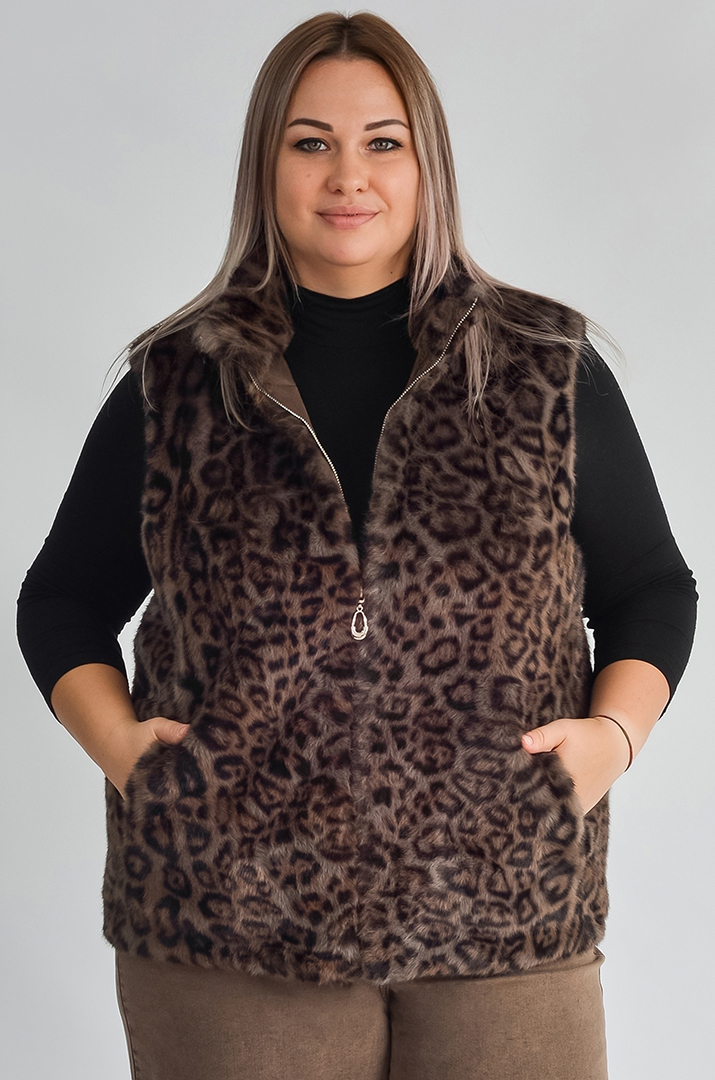 Класичний короткий жилет з екохутра великих розмірів
