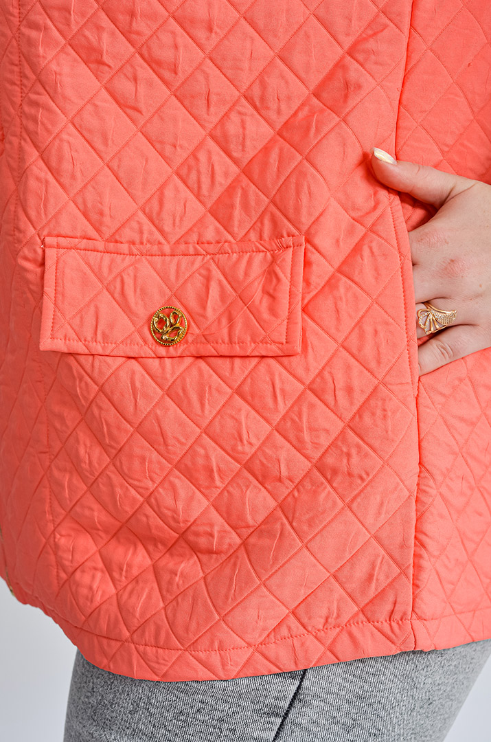 Жилет стьобаний в кораловому кольорі великих розмірів