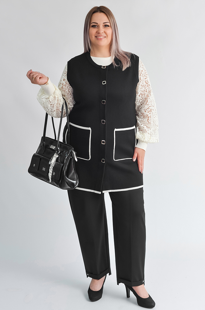 Жилет без рукавів з накладними кишенями великих розмірів