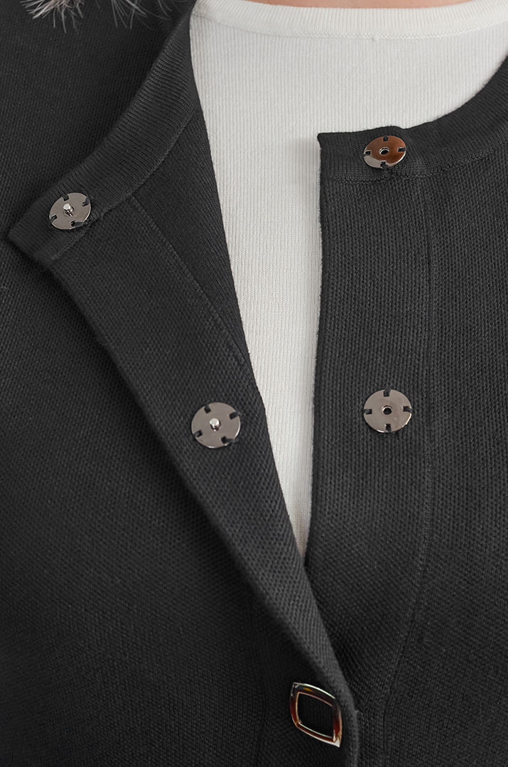 Жилет без рукавів з накладними кишенями великих розмірів