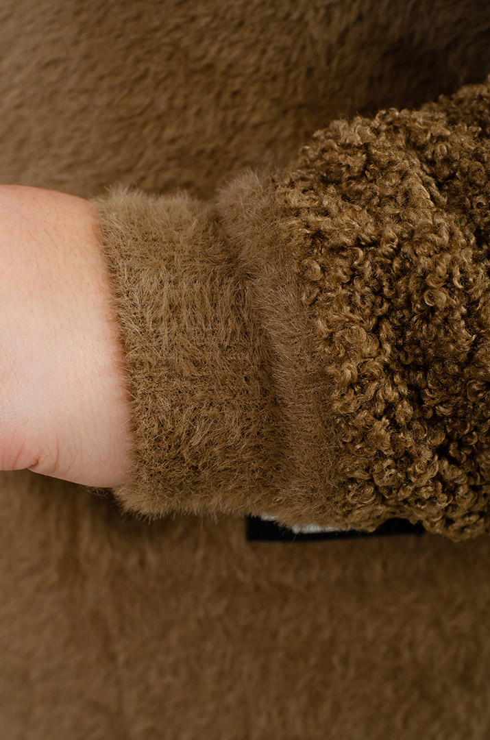 Кофта коротка зі штучного хутра великих розмірів