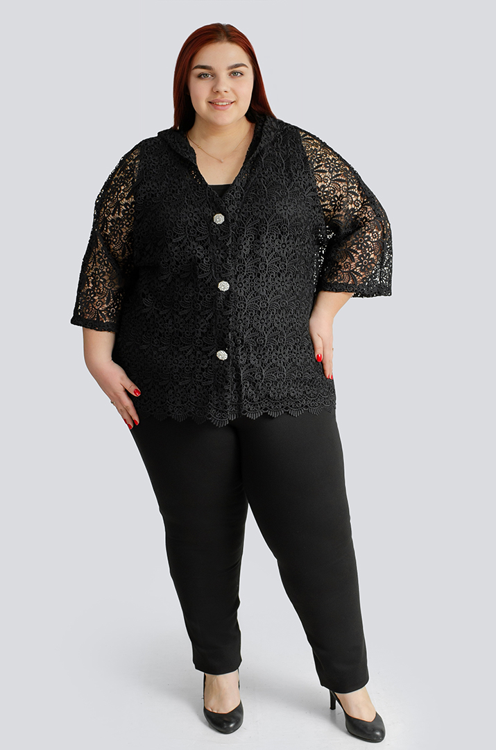Кружевной короткий кардиган с капюшоном больших размеров