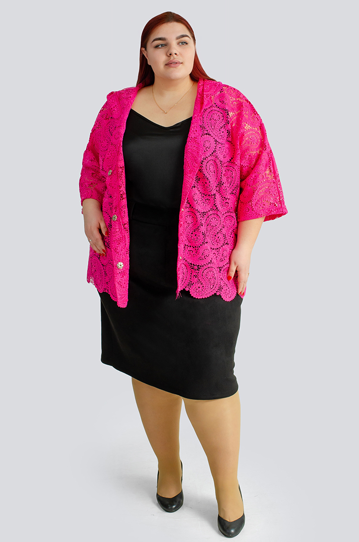 Кружевной короткий кардиган с капюшоном больших размеров