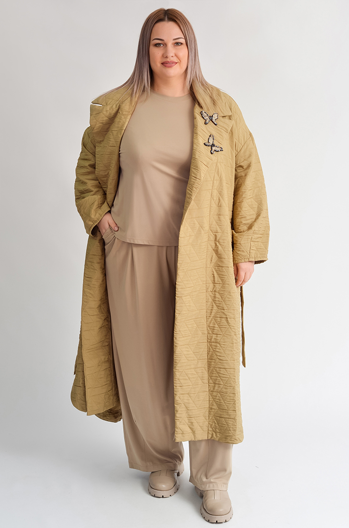 Довгий стьобаний кардиган з фактурною аплікацією великих розмірів