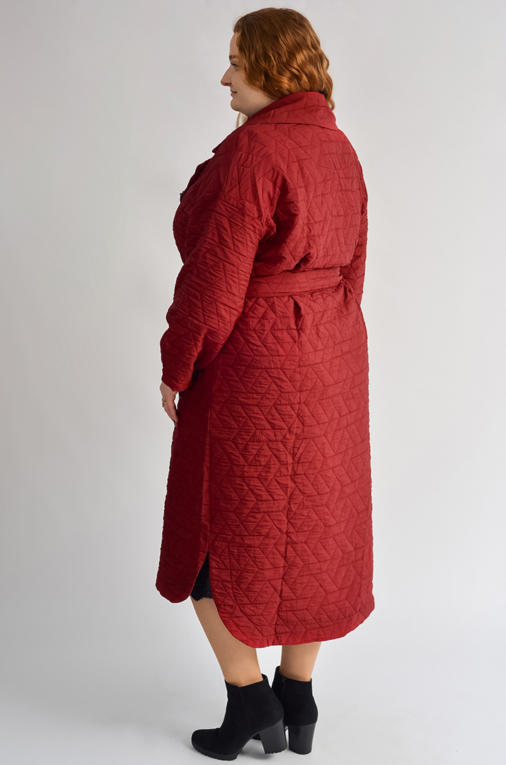 Длинный стеганый кардиган с фактурной аппликацией больших размеров