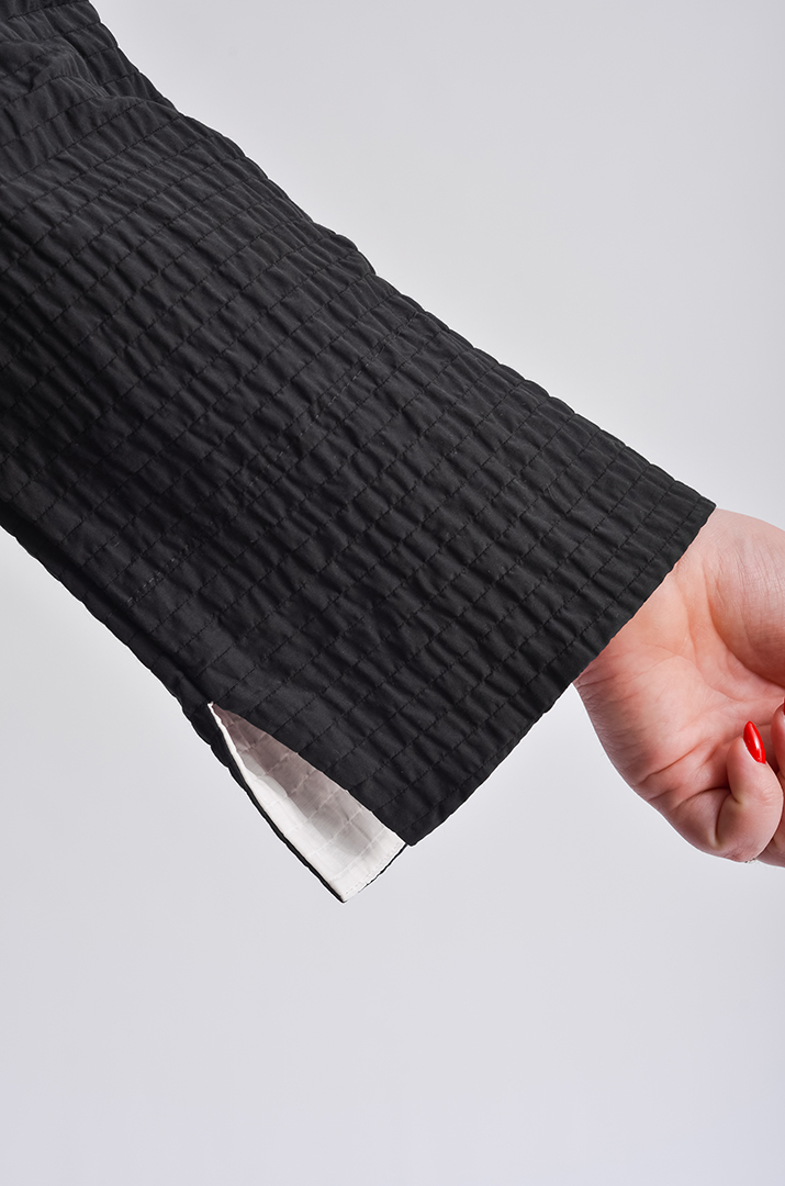 Кардиган довгий жатий з прикрасами і капюшоном великих розмірів