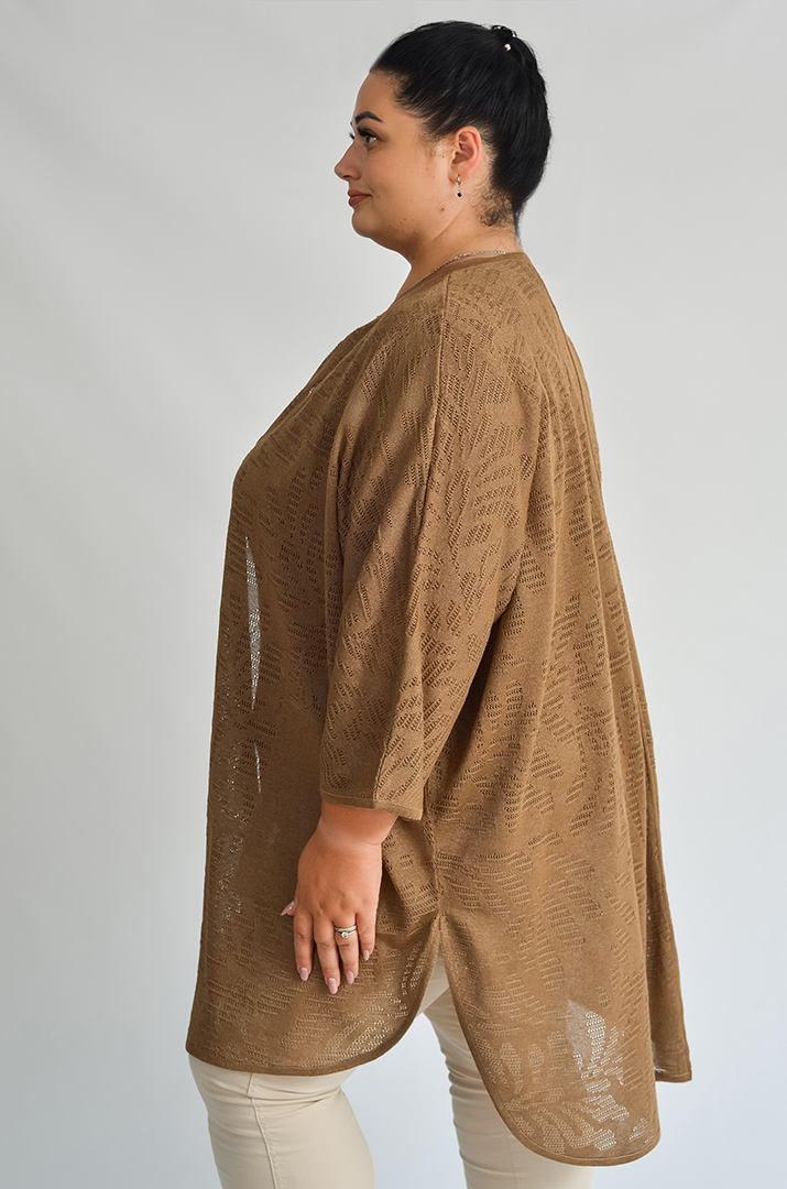 Кардиган с фактурным узором и застежкой на пуговицы больших размеров