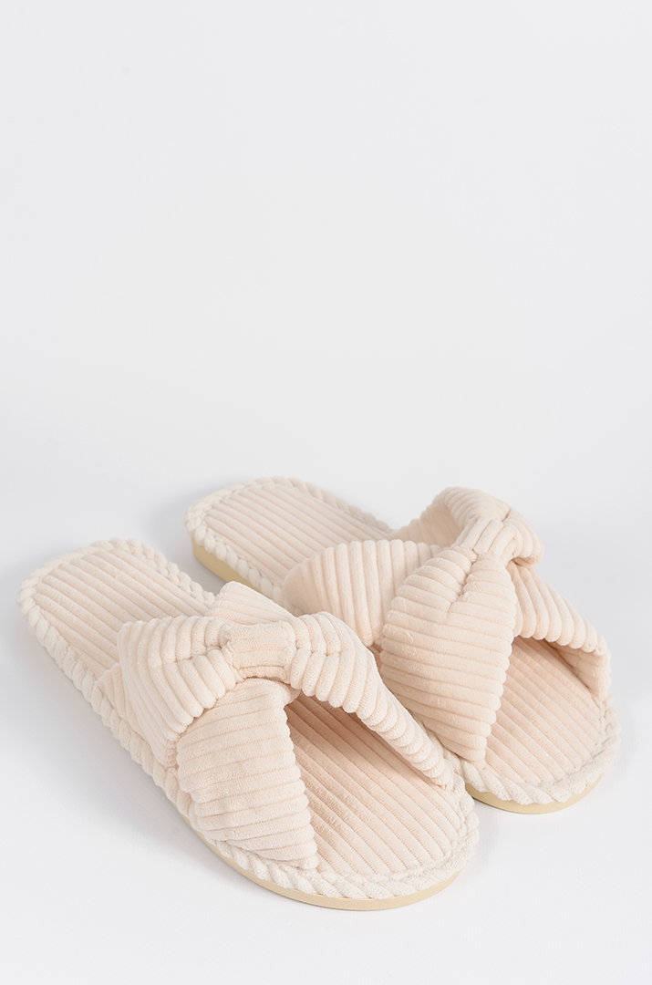 Кремові капці з декоративними смужками великих розмірів