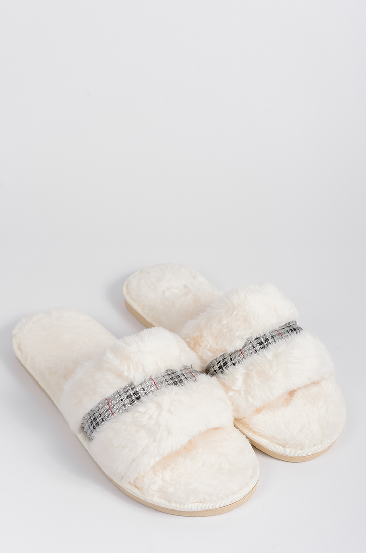 Капці з еко-хутра молочного кольору з декоративною стрічкою та блискітками великих розмірів