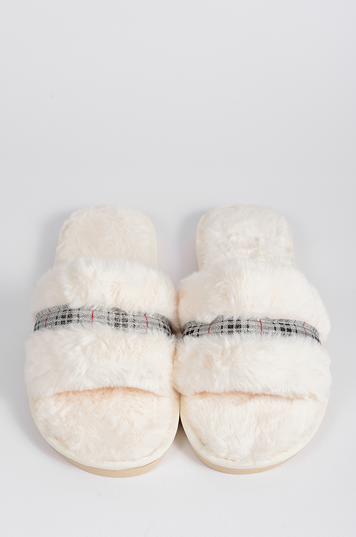 Капці з еко-хутра молочного кольору з декоративною стрічкою та блискітками великих розмірів