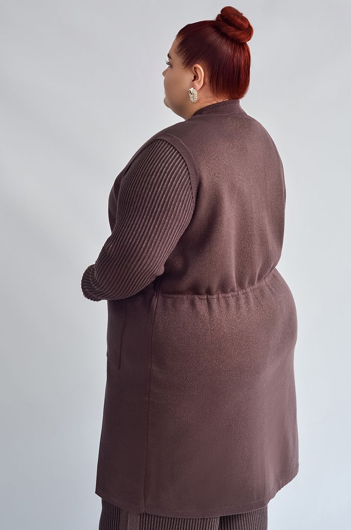 Кардиган без рукавів з люрексовим блиском великих розмірів