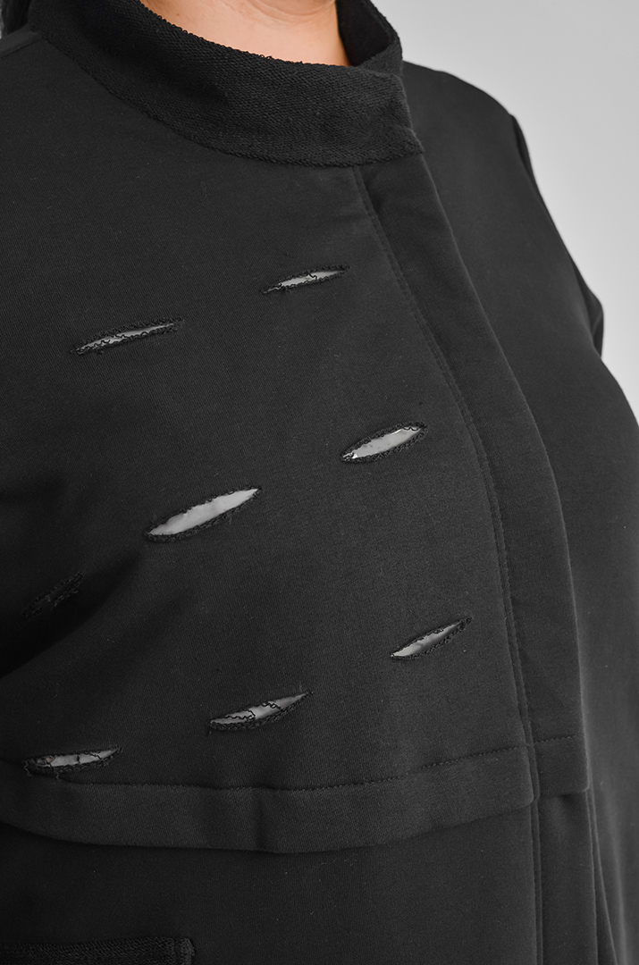 Чорний кардиган з контрастними світловідбивними елементами великих розмірів