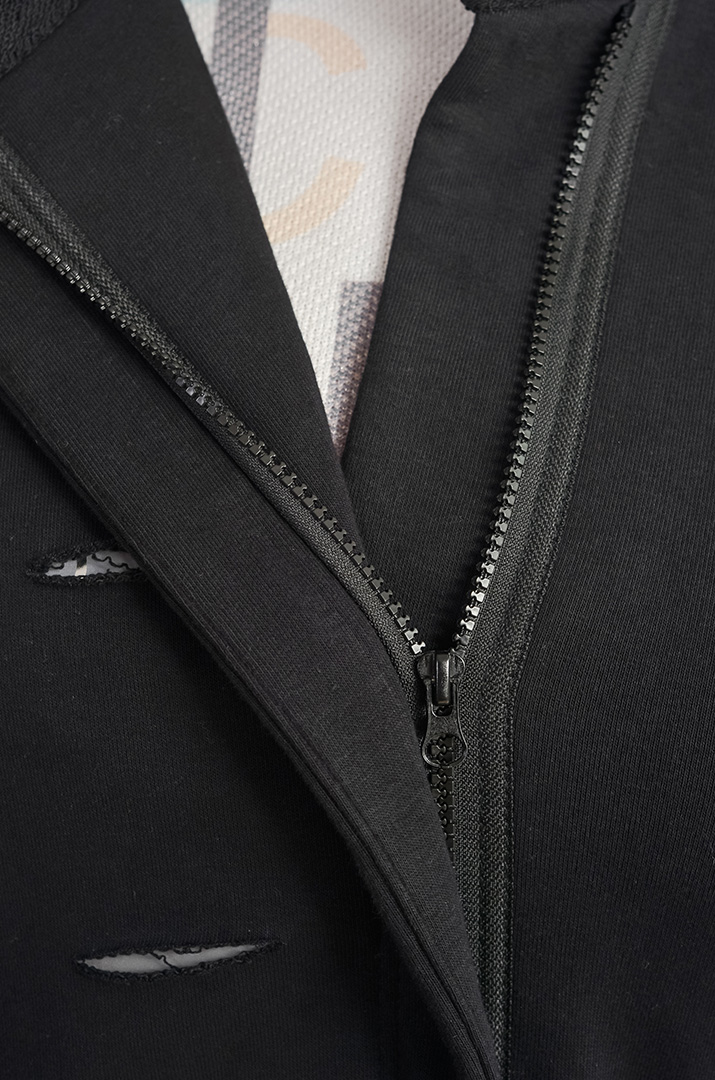 Чорний кардиган з контрастними світловідбивними елементами великих розмірів