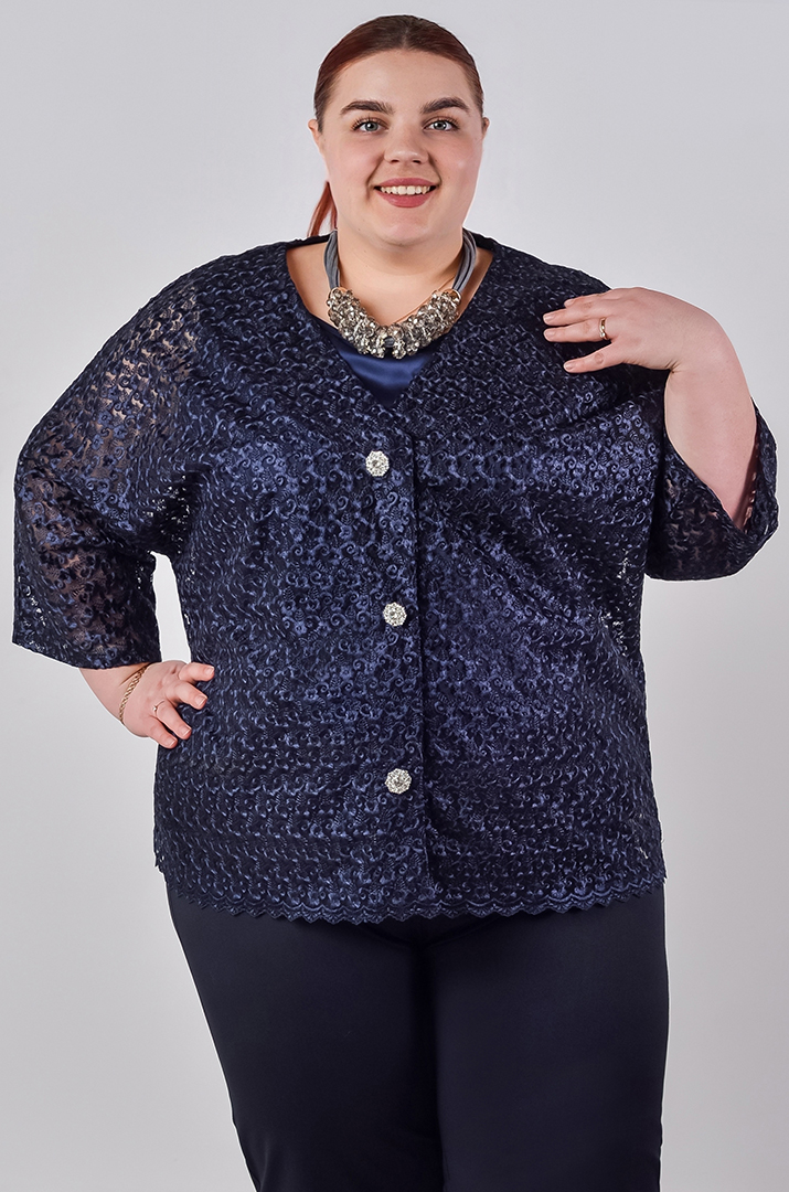 Короткий темно-синій кардиган з ажурного гіпюру великих розмірів