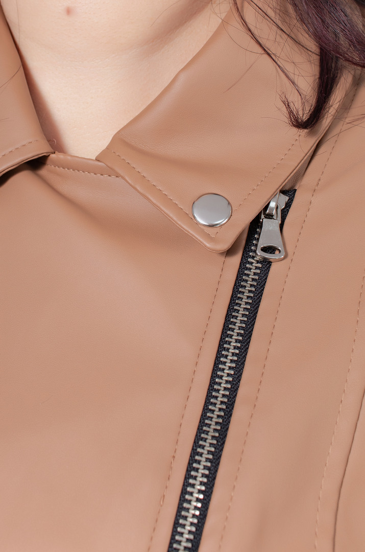 Косуха из эко-кожи в разных цветах супер батал