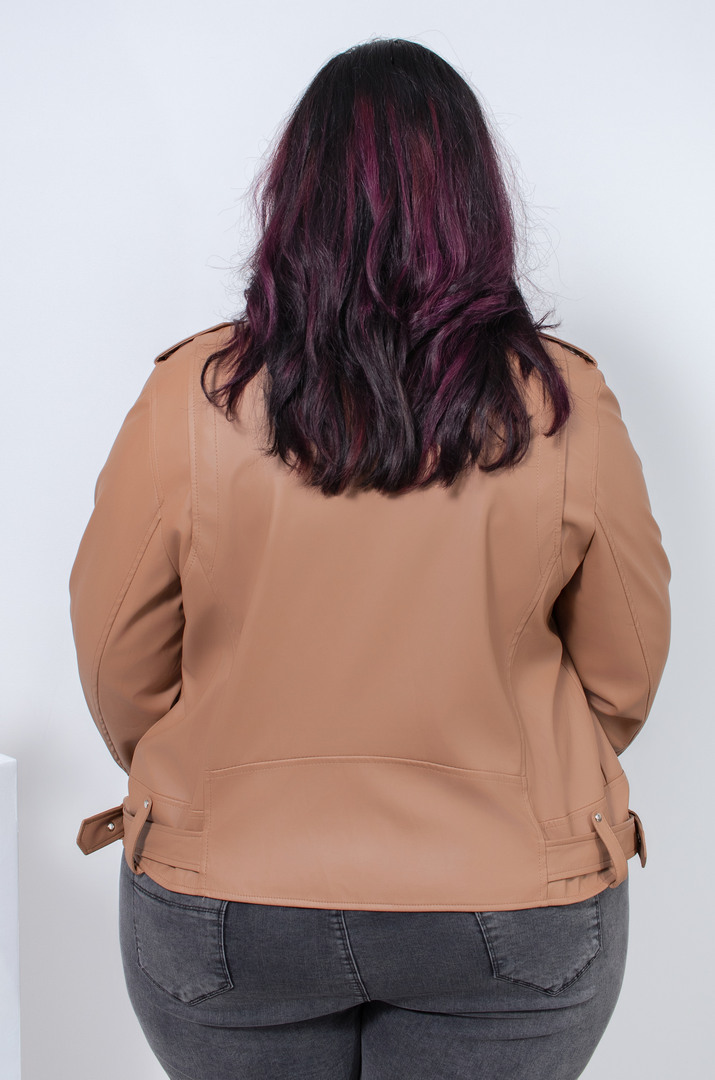 Косуха из эко-кожи в разных цветах супер батал