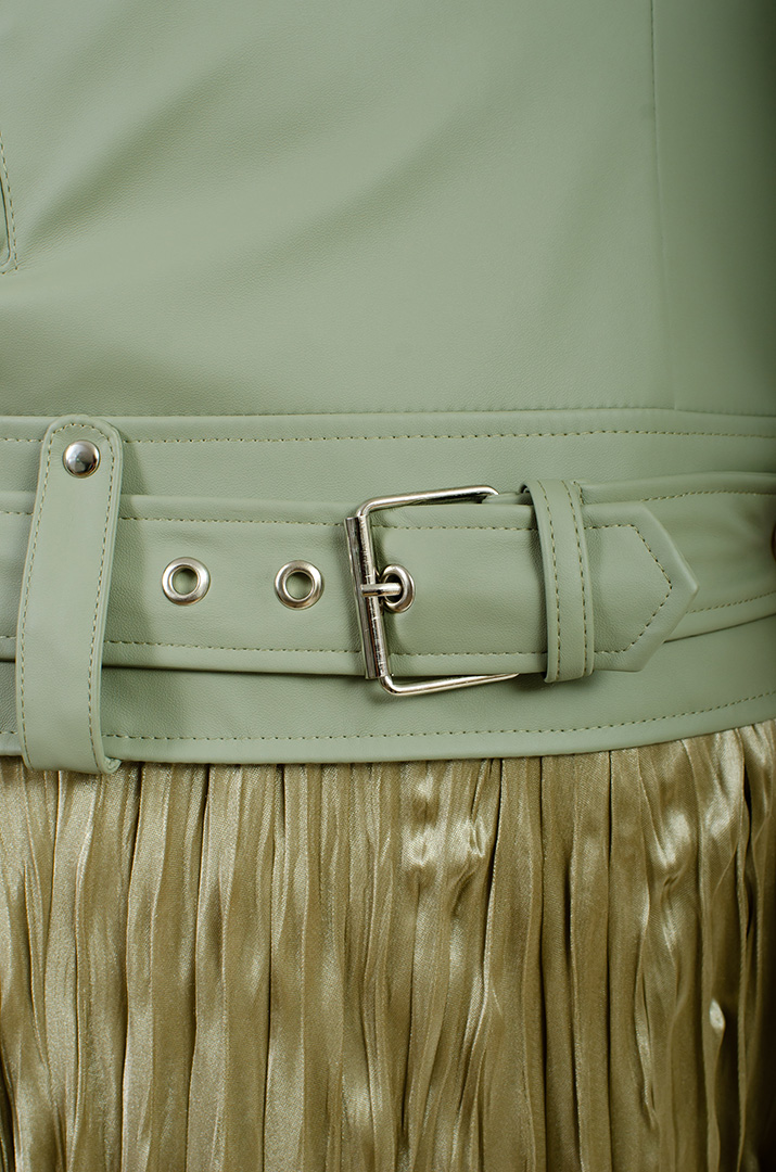 Косуха из эко-кожи в разных цветах супер батал