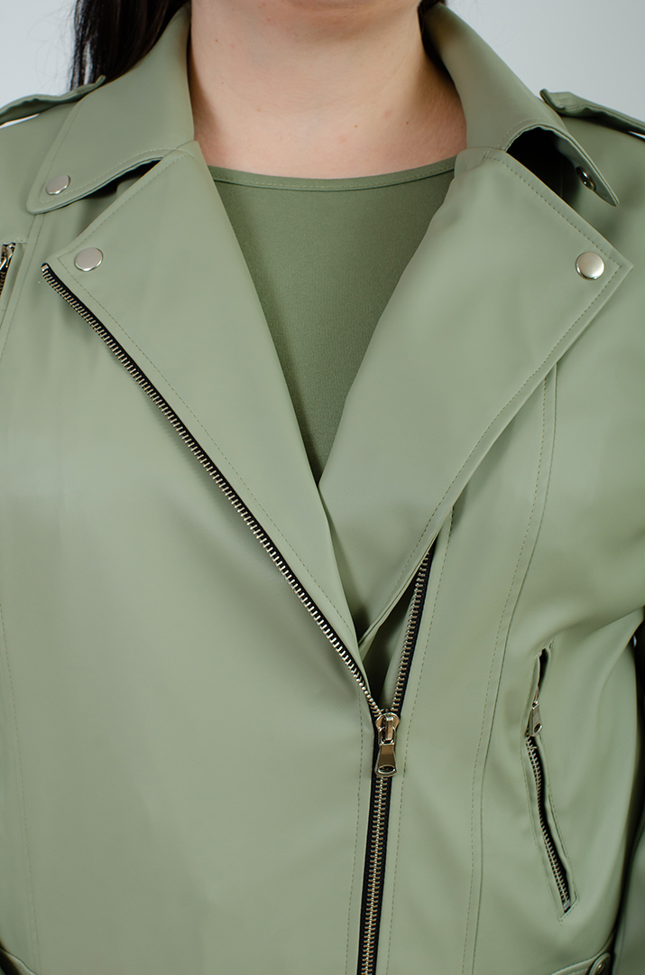 Косуха из эко-кожи в разных цветах супер батал