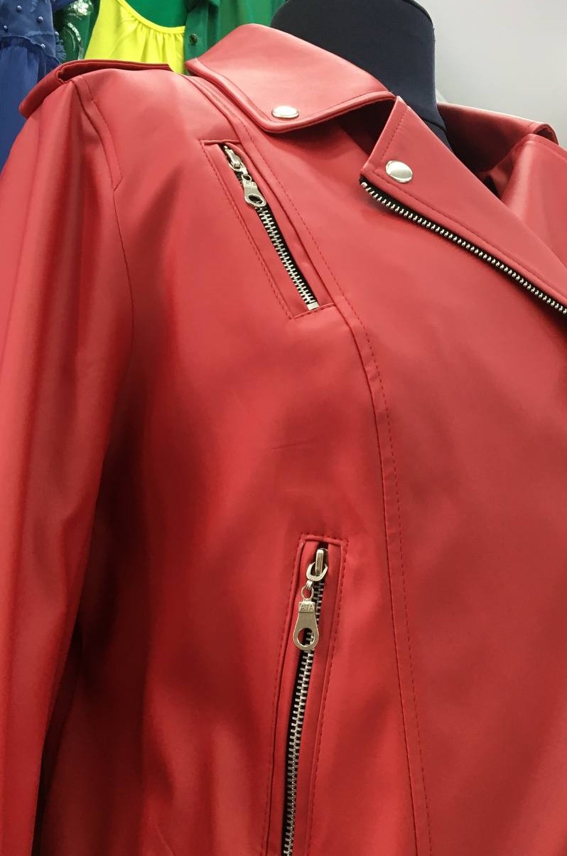 Косуха из эко-кожи в разных цветах супер батал