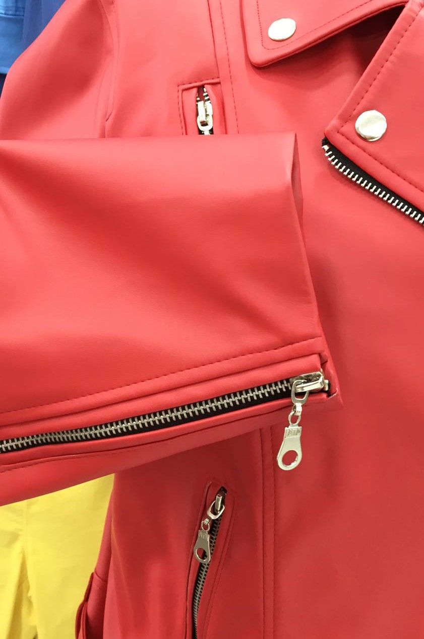 Косуха из эко-кожи в разных цветах супер батал