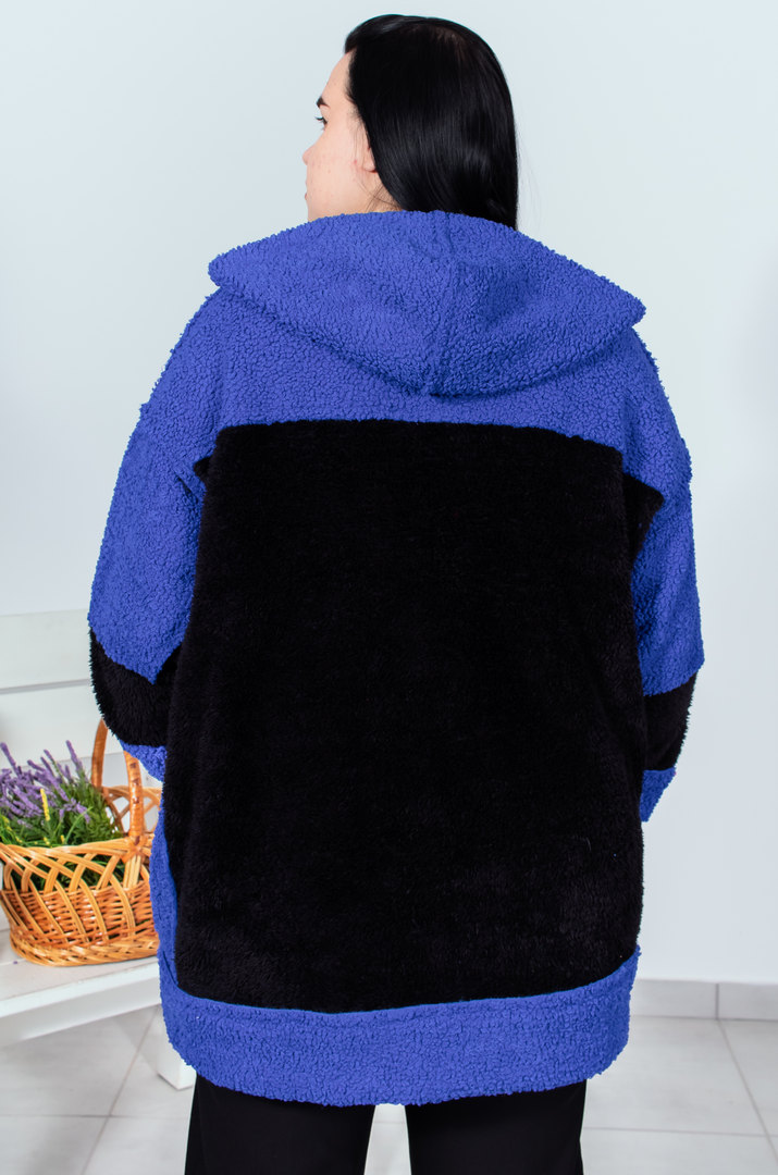 Кожушок з прикрасами квіти батал